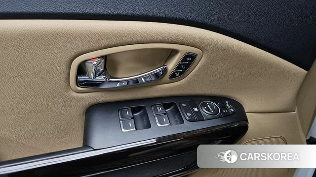 Kia The New Carnival id 4508636 из Кореи 7