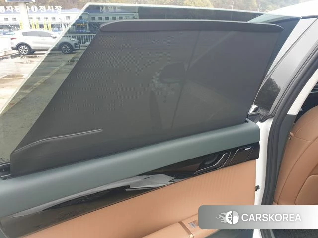 Hyundai Grandeur (GN7) id 3914701 из Кореи 7