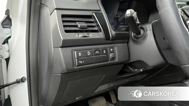 Ssangyong The New Rexton Sports Cannes id 4018242 из Кореи 7