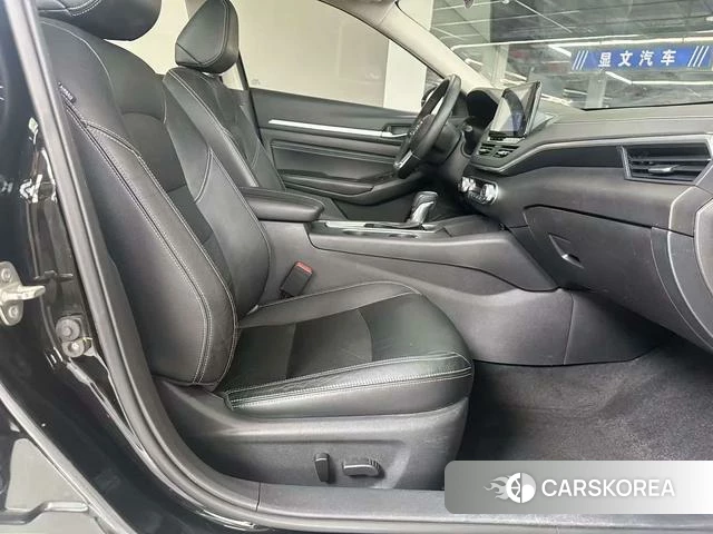 Nissan Teana id 4241896 из Китая 7