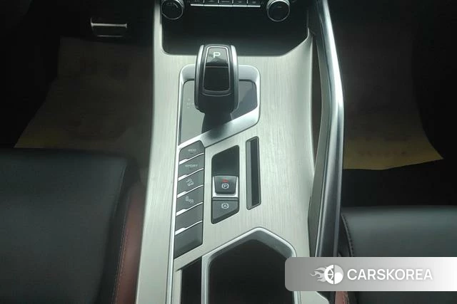 Geely Automobile Binyue id 3944963 из Китая 7