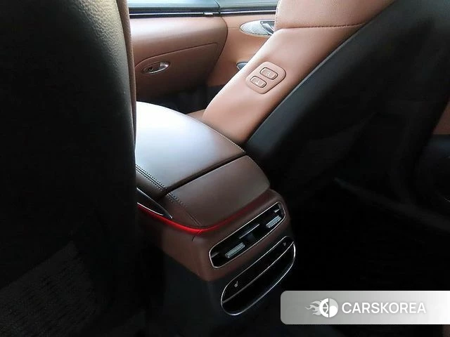 Genesis GV70 id 4736106 из Кореи 7