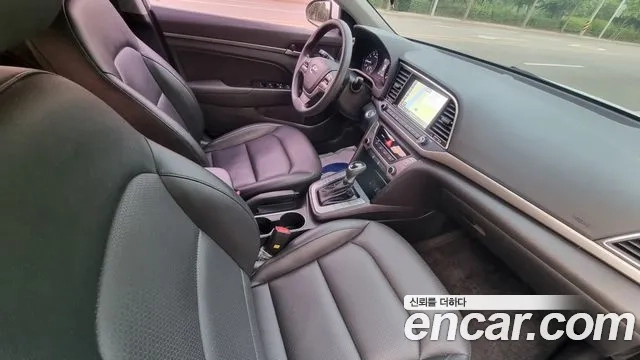 Hyundai Avante AD id 2928515 из Кореи 7