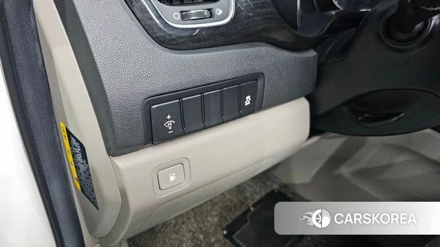 Kia The New Carnival id 4448158 из Кореи 7
