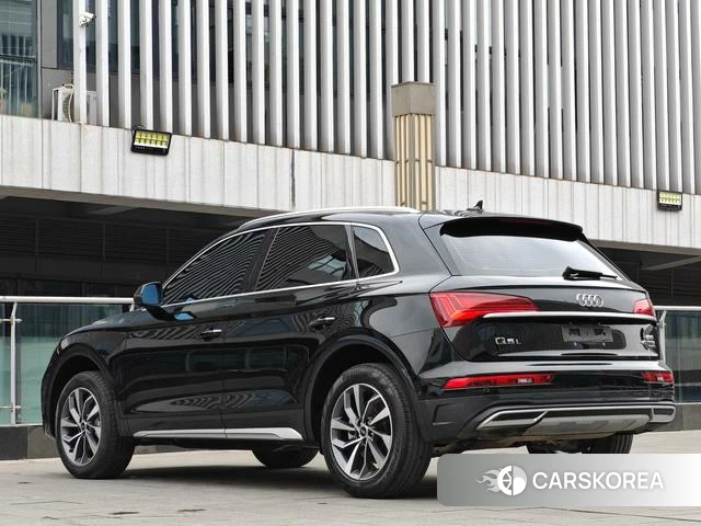 Audi Q5L id 3983385 из Китая 7
