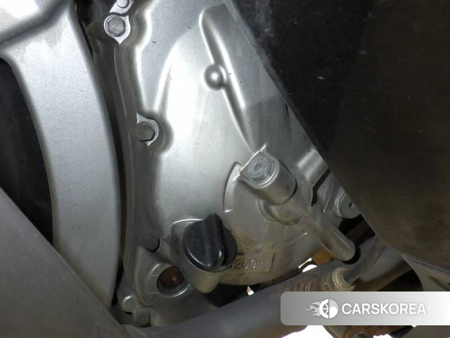 Suzuki SKYWAVE 250S id 3947564 из Японии 7