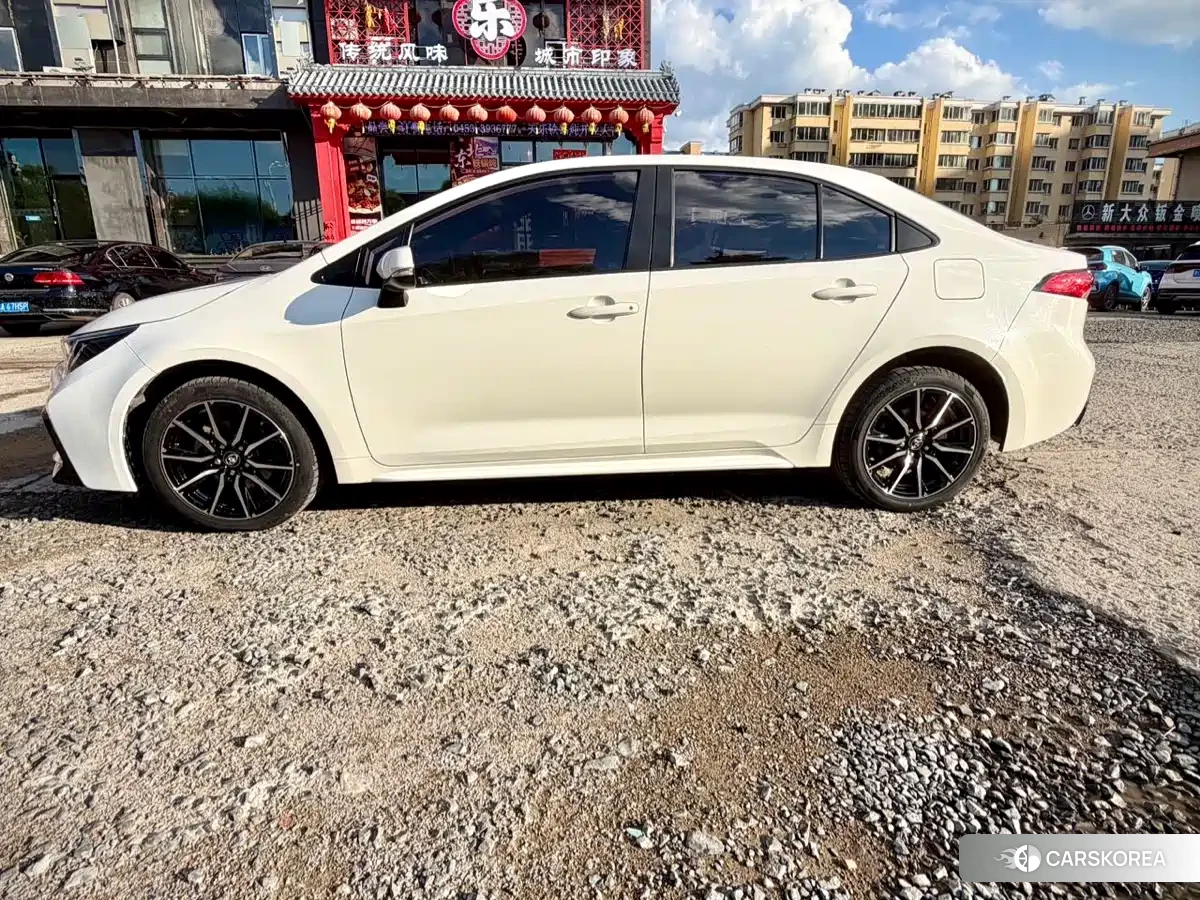 Toyota Levin id 4538851 из Китая 7