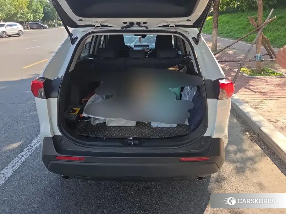 Toyota RAV4 id 4669232 из Китая 7