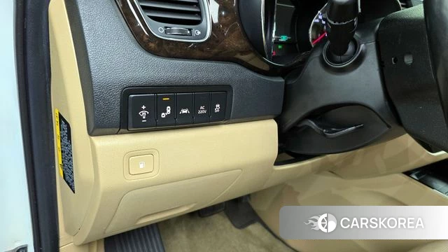 Kia The New Carnival id 4397487 из Кореи 7