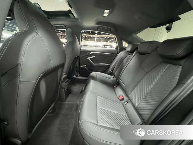 Audi A3 id 4329049 из Китая 7