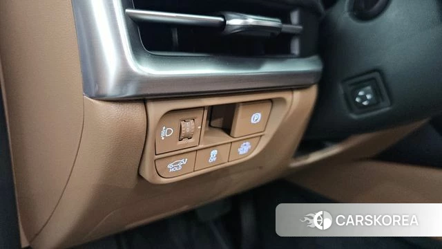 Hyundai Grandeur Hybrid (GN7) id 4441557 из Кореи 7