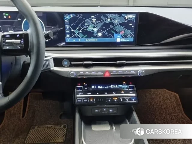 Hyundai Grandeur (GN7) id 3544804 из Кореи 7