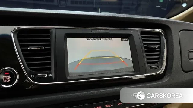 Kia The New Carnival id 2961478 из Кореи 7