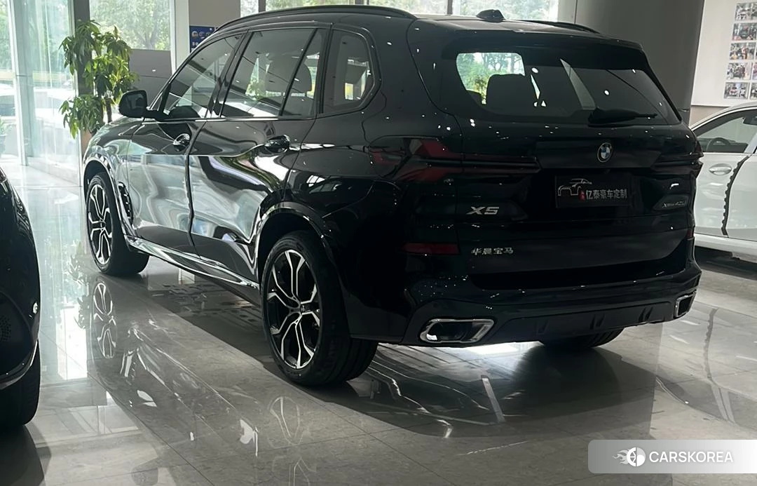 BMW X5 id 4407382 из Китая 7