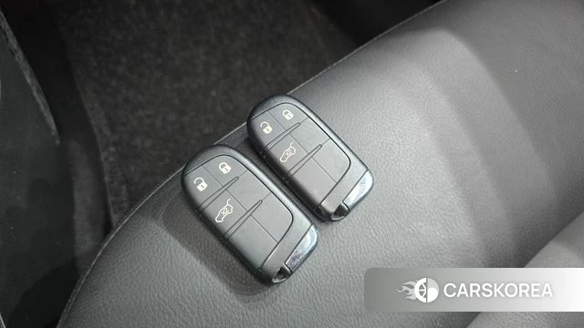 Jeep Renegade id 4725902 из Кореи 7