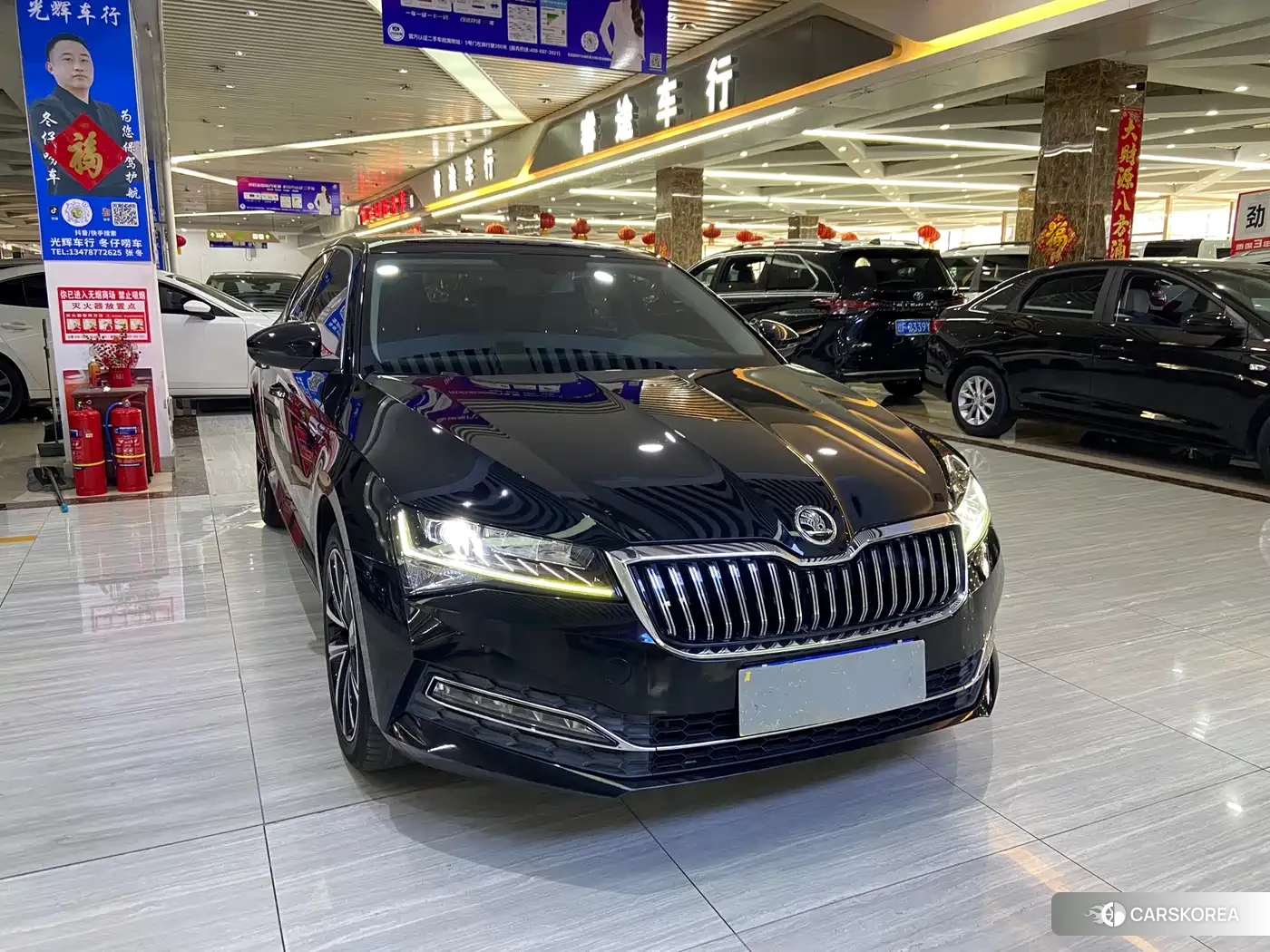 Skoda Superb id 4686135 из Китая 7