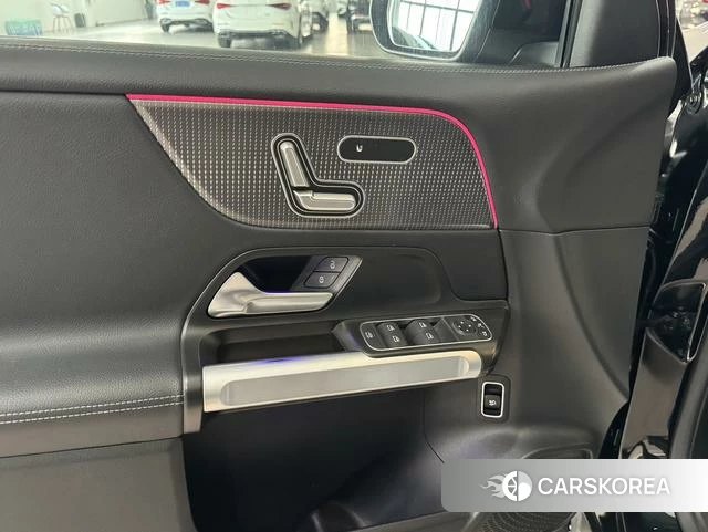 Mercedes-Benz GLB id 4298416 из Китая 7