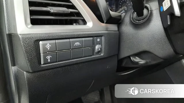 Ssangyong Beautiful Korando id 3754223 из Кореи 7