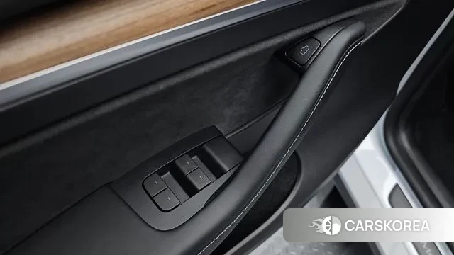 Tesla Model Y id 3420429 из Кореи 7