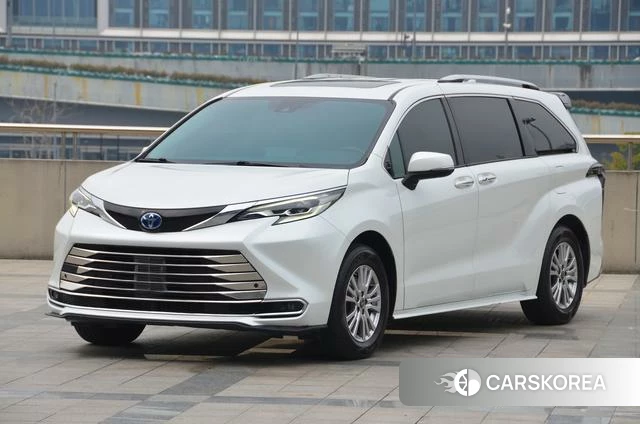 Toyota Saina id 4276040 из Китая 7