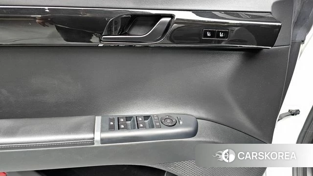 Hyundai Grandeur (GN7) id 4178271 из Кореи 7