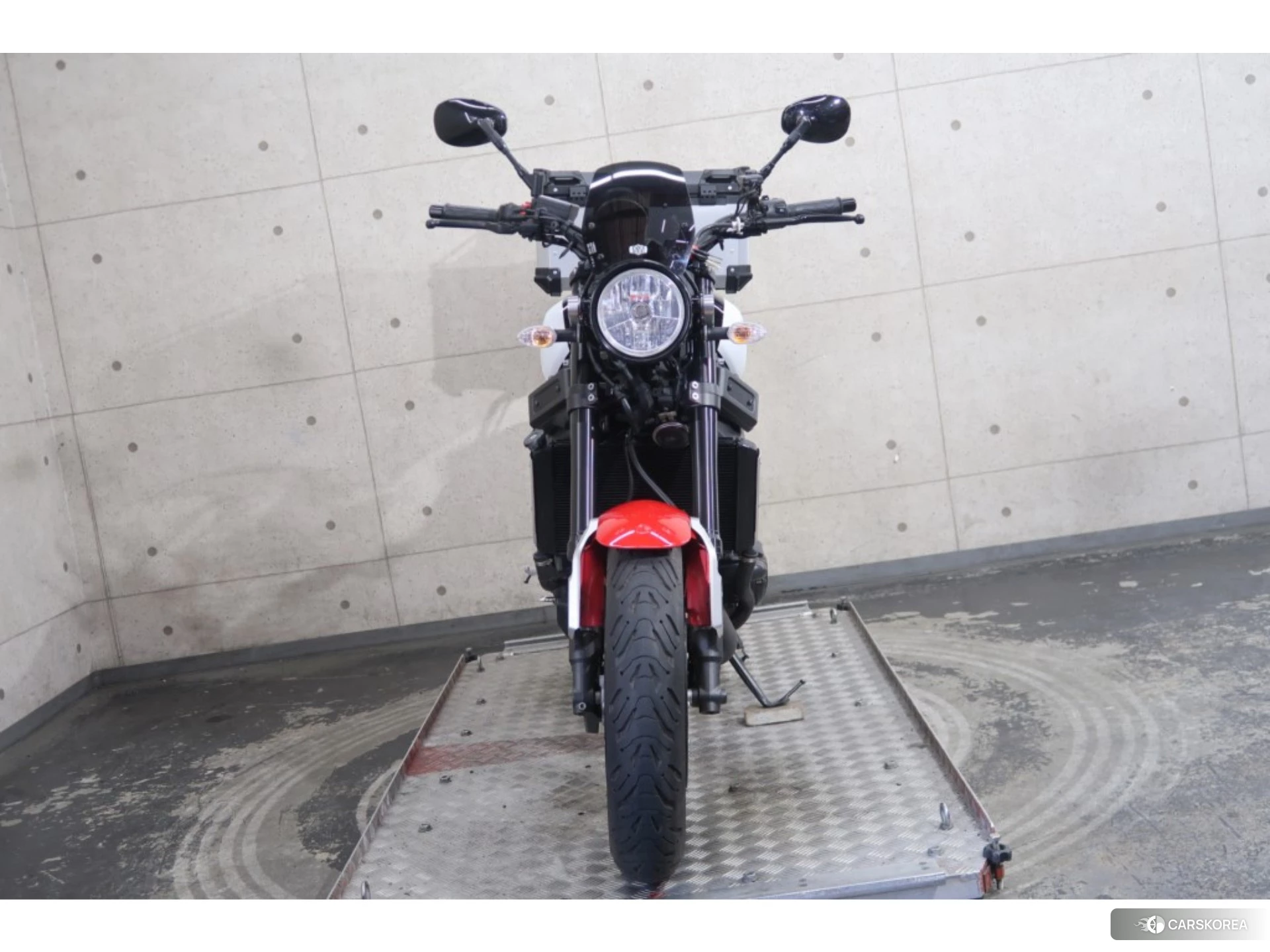 Yamaha XSR900 id 3946691 из Японии 7