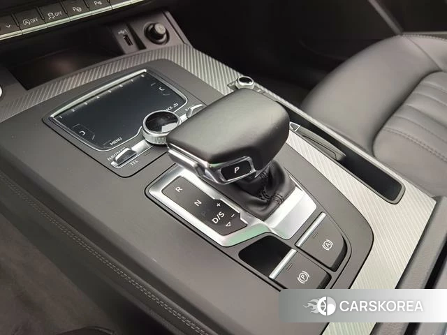 Audi Q5L id 4273667 из Китая 7