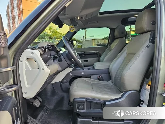 Land Rover Defender (L663) id 3064347 из Кореи 7