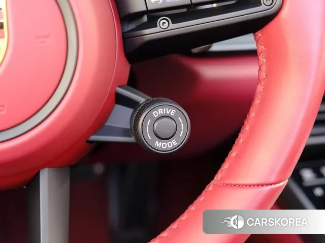 Porsche 911(992) id 3595230 из Кореи 7