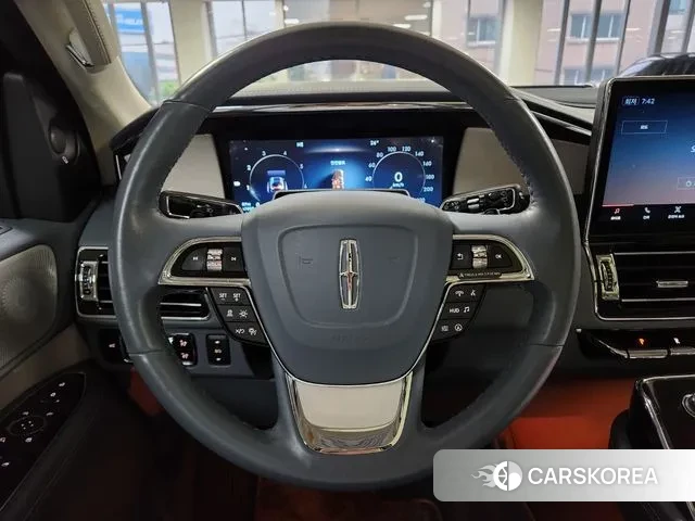 Lincoln Navigator 4th generation id 3383448 из Кореи 7