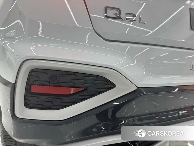 Audi Q2L id 4297537 из Китая 7