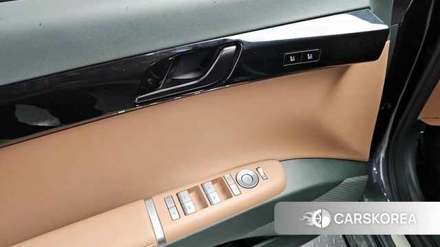 Hyundai Grandeur Hybrid (GN7) id 3891604 из Кореи 7