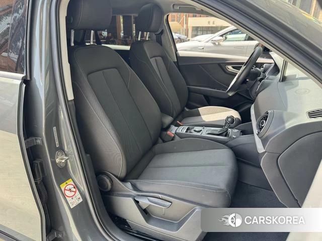 Audi Q2L id 4234848 из Китая 7