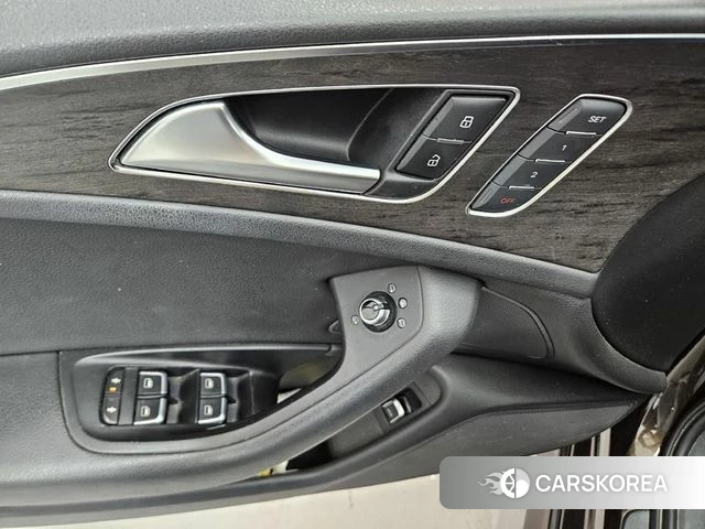 Audi New A6 id 4837203 из Кореи 7