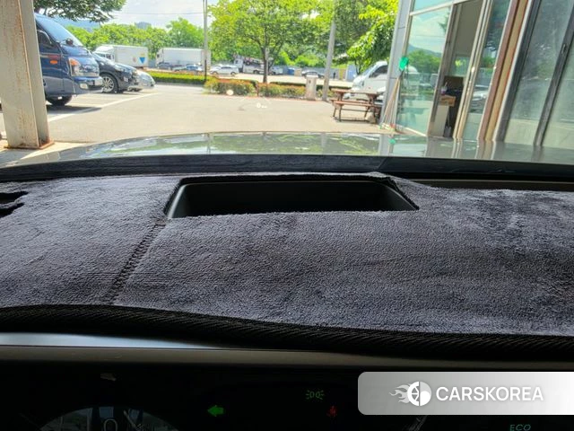 Hyundai Grandeur Hybrid (GN7) id 4511332 из Кореи 7