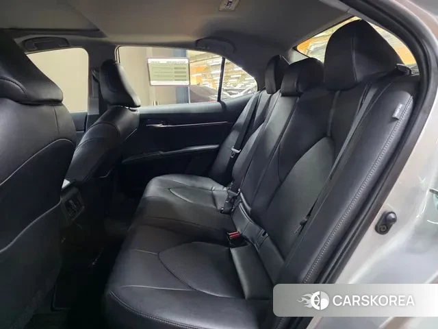 Toyota Camry (XV70) id 3063196 из Кореи 7