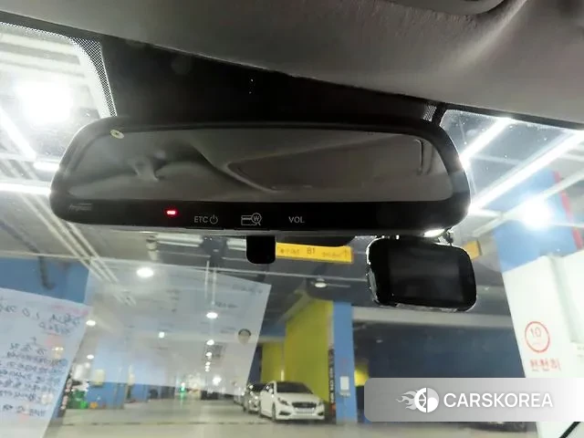 Kia Stonic id 3336536 из Кореи 7