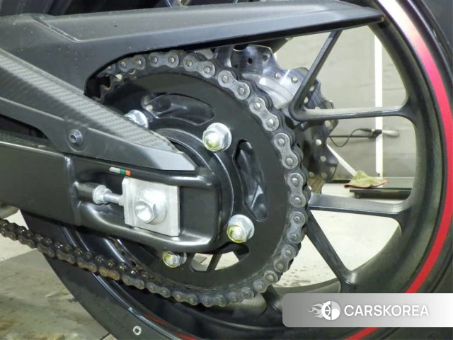 Проданный Honda CBR400R id 4011838 из Японии, фото 7