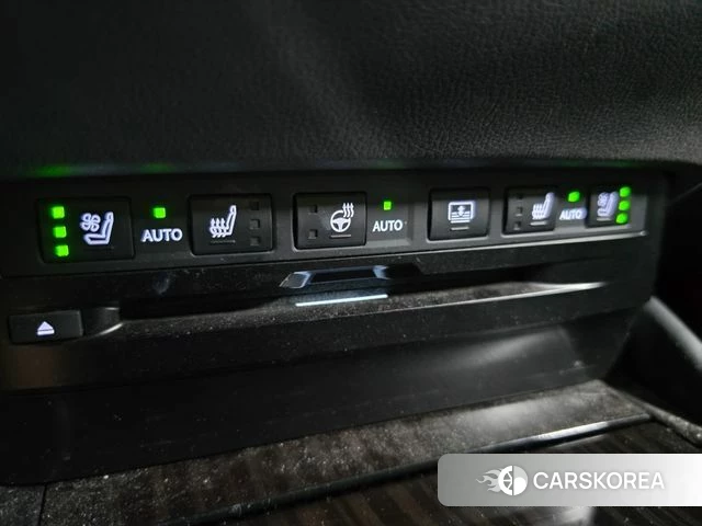 Lexus ES300h 7th generation id 4595958 из Кореи 7