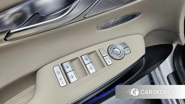 Genesis GV70 id 3872339 из Кореи 7