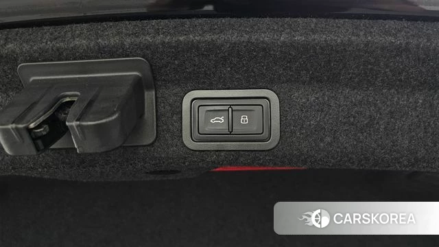 Audi A6 (C8) id 4580848 из Кореи 7