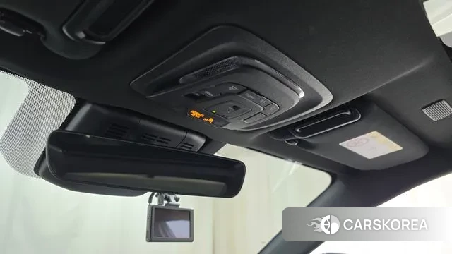 Toyota Crown Crossover id 3596423 из Кореи 7