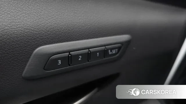 Lexus UX300h id 3585614 из Кореи 7