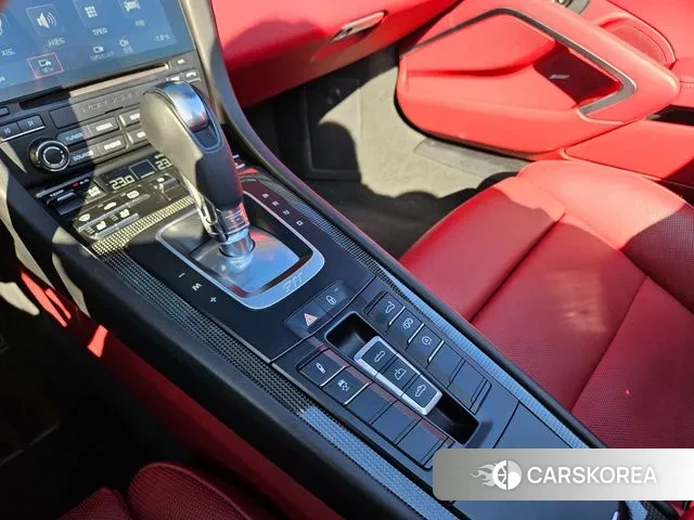 Porsche 911 id 3636798 из Кореи 7