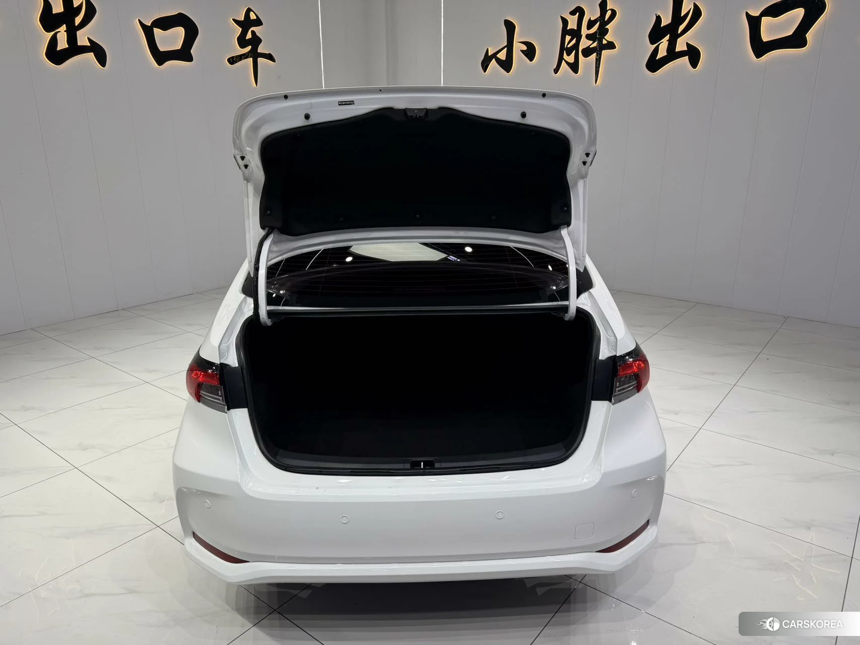 Toyota Corolla id 4461296 из Китая 7