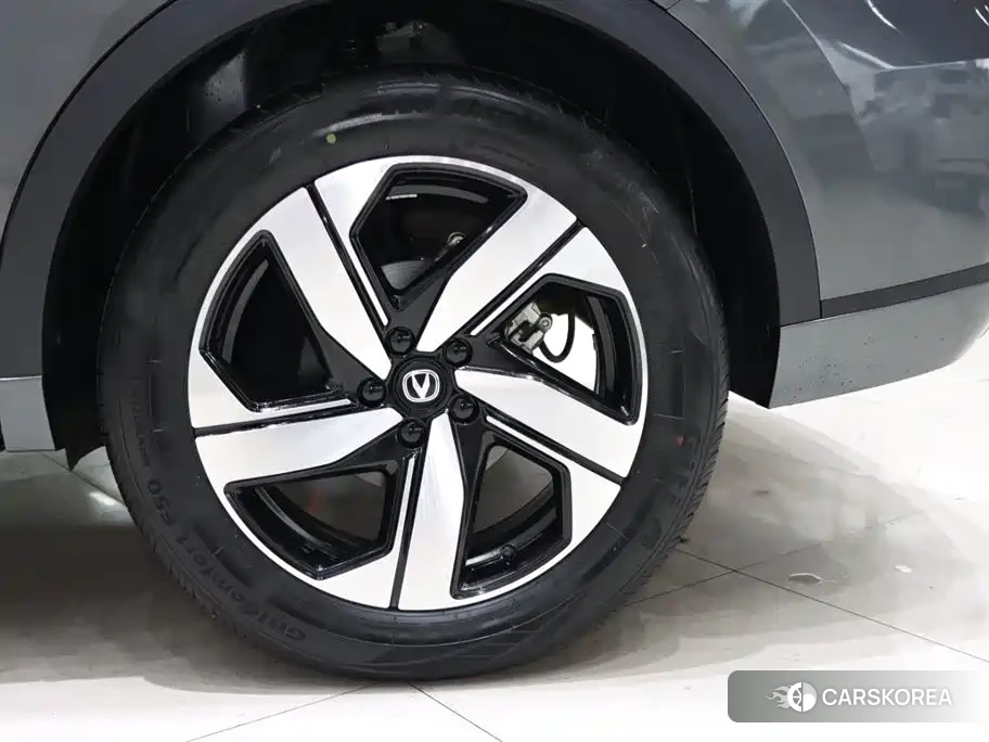 Chang'an Changan CS55PLUS id 4539207 из Китая 7