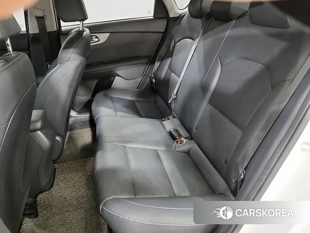 Kia Come New K3 id 4390267 из Кореи 7