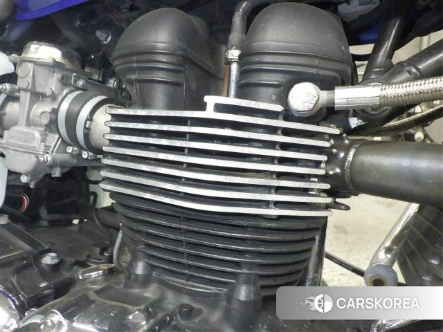 Triumph BONNEVILLE T100 id 3946632 из Японии 7