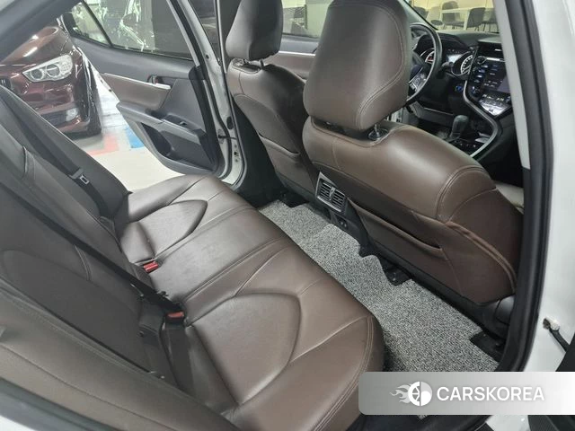 Toyota Camry (XV70) id 4562955 из Кореи 7