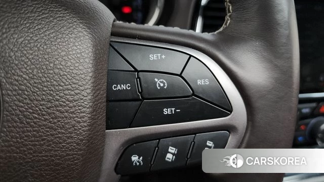 Jeep Grand Cherokee id 4776124 из Кореи 7